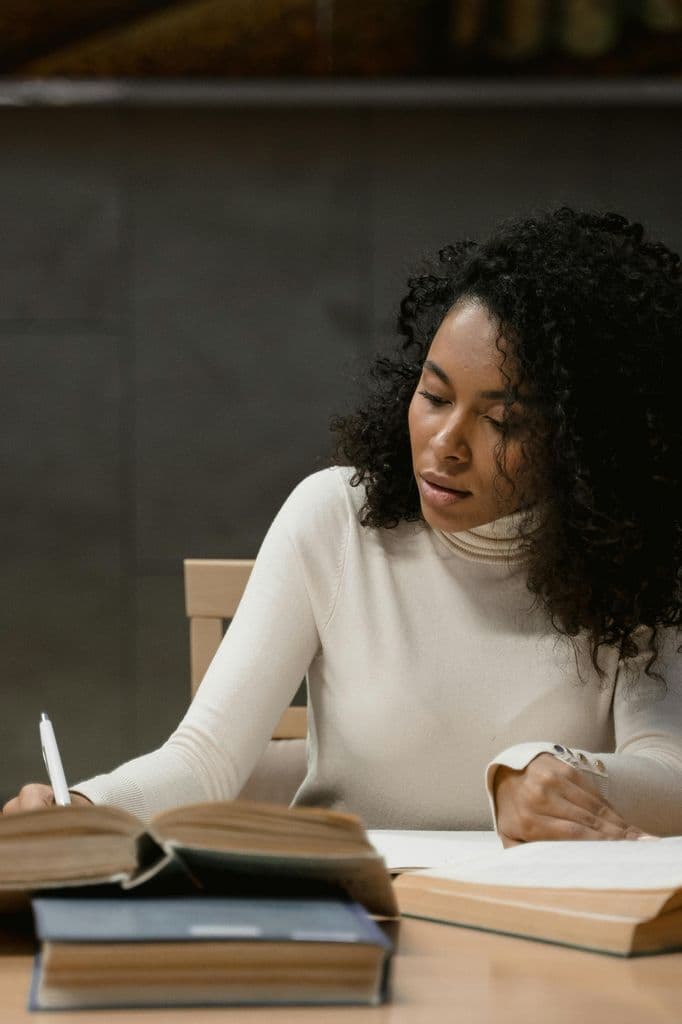 How Do You Start a Paragraph in an Essay? Tips & Tricks