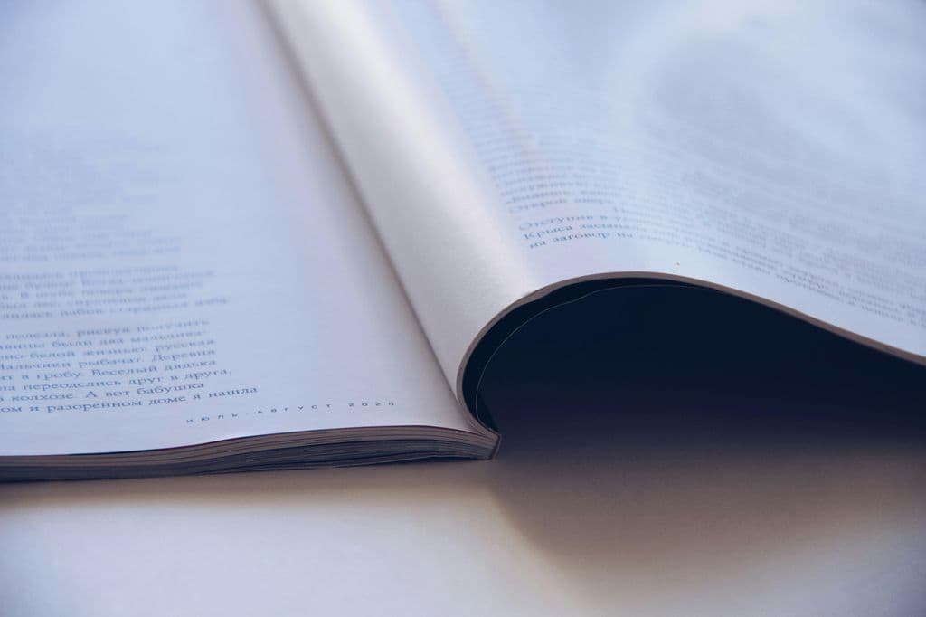 Mastering How Do You Write an Article Title in a Paper